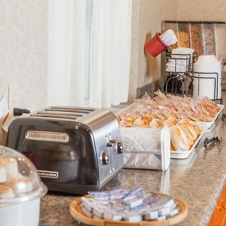 Countryside Suites Lincoln I-80 外观 照片